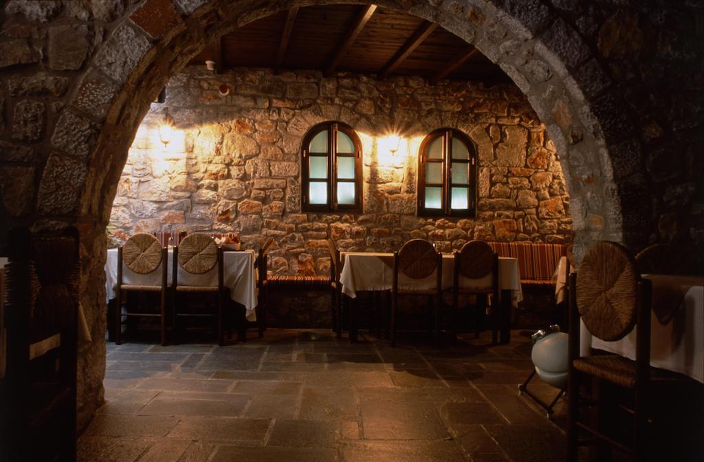 Отель Tsitsiris Castle Stavrion Экстерьер фото
